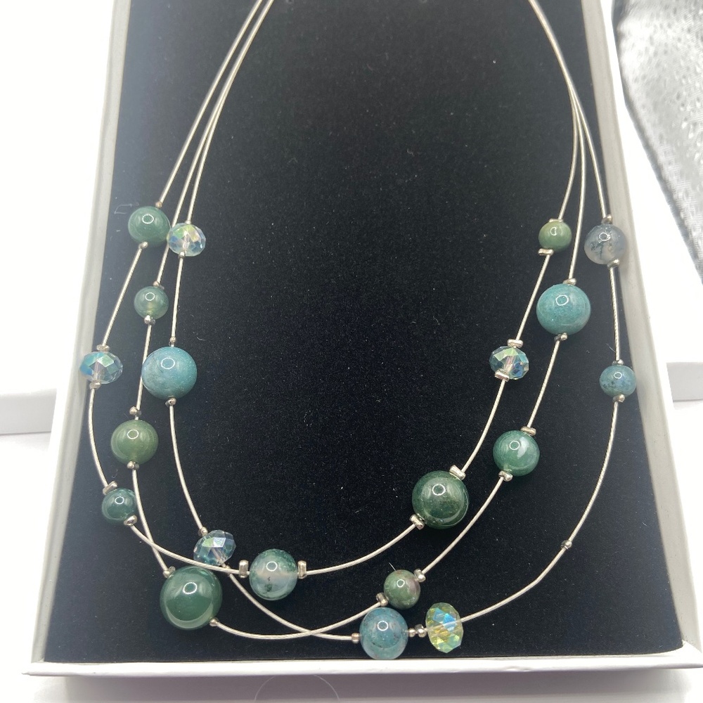 Layered Choker Pearl Necklace